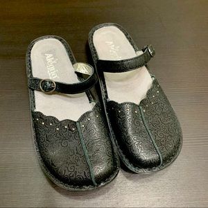 Alegria Tuscany Clogs Mules Mary Jane Slip On Shoes Nurse Gray Comfort Size 39